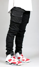 Load image into Gallery viewer, Black Cargo Pants