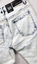 Load image into Gallery viewer, Hyper Blue Mufa Jean
